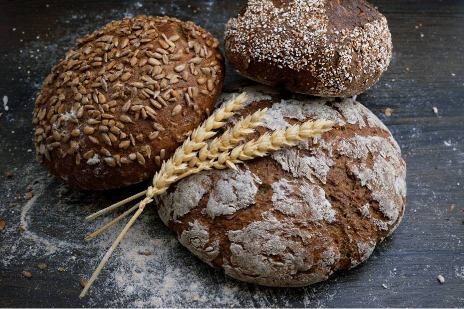Poradnik zakupowy: Jak wybrać odpowiednią krajalnicę do chleba